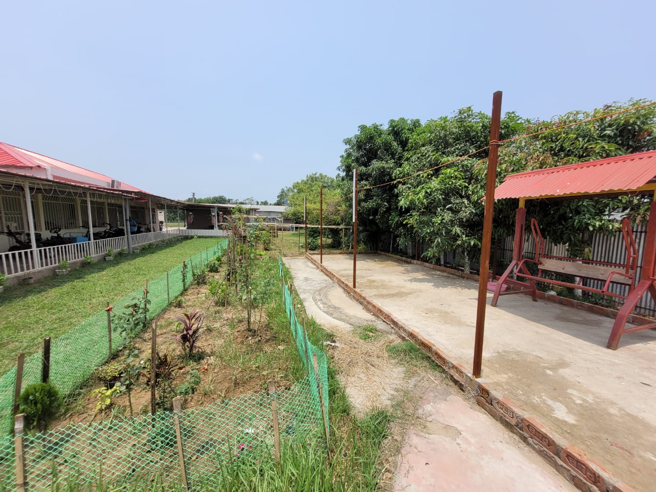 Raj Homestay Resort & Restaurant - Tap to explore photos