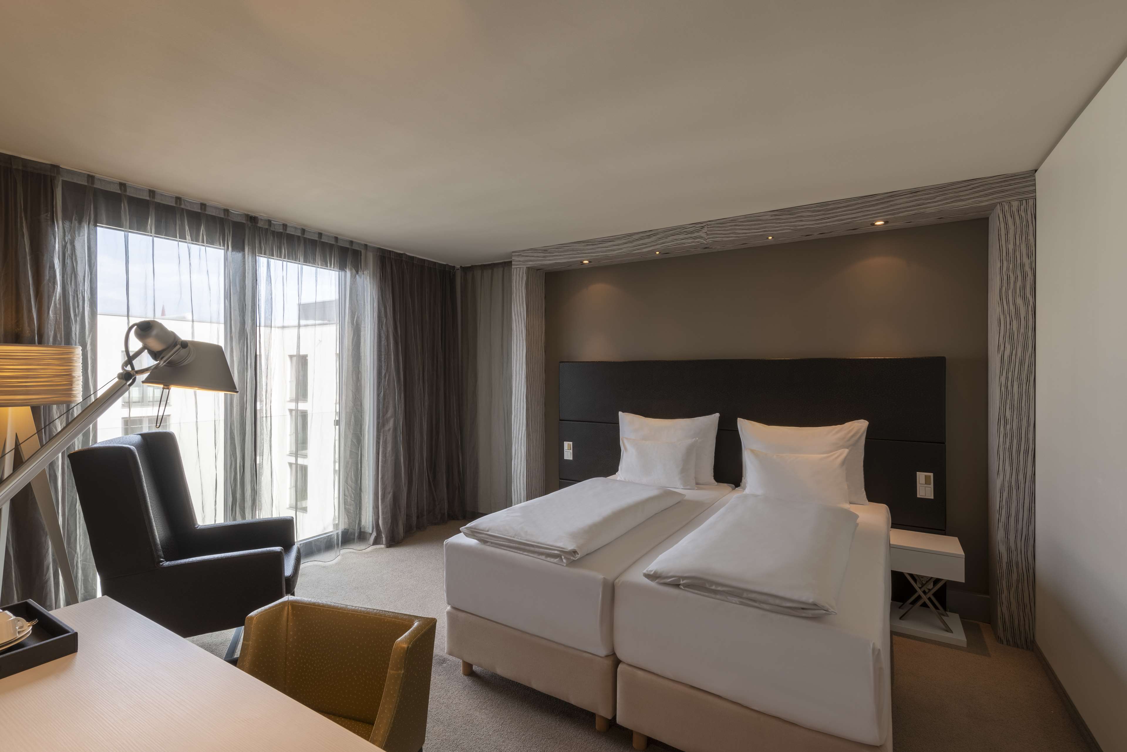 Doubletree by Hilton Vienna Schonbrunn - Tap to explore photos