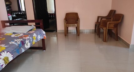 Maurya Homestay Room Type - Deluxe Non AC Room