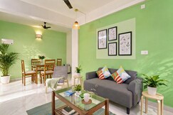 CalanguteBaga2BHK/Pool/Beach/Parking/Kitchen/