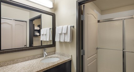 Staybridge Suites MIDVALE Room Type - 1 King Bed 1 Bedroom Suite