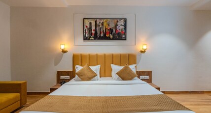 Hotel TGR Room Type - Deluxe Room