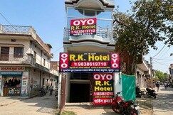 OYO 844588 RK Hotel