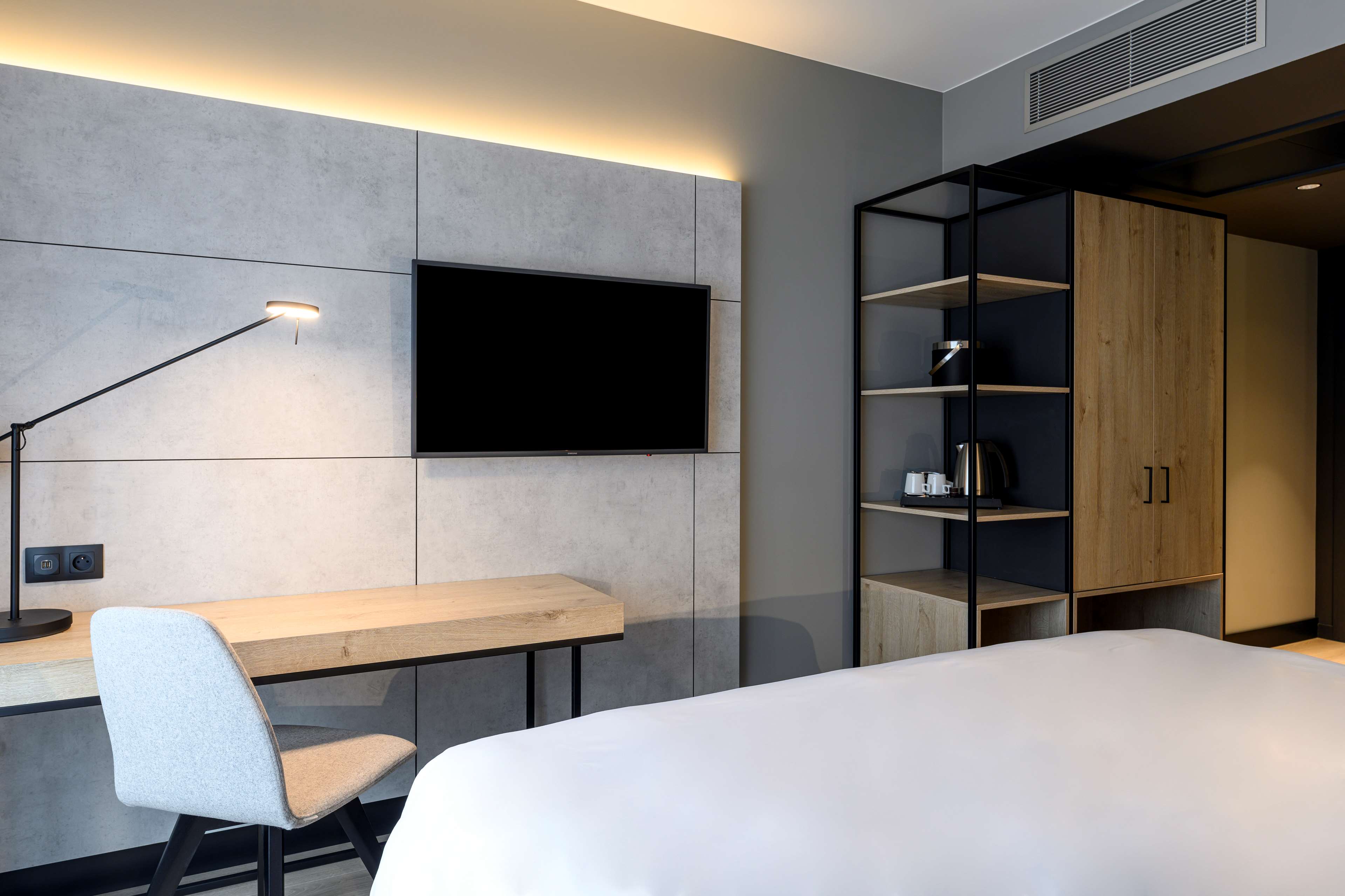 Radisson Hotel Antwerp Berchem - Tap to explore photos