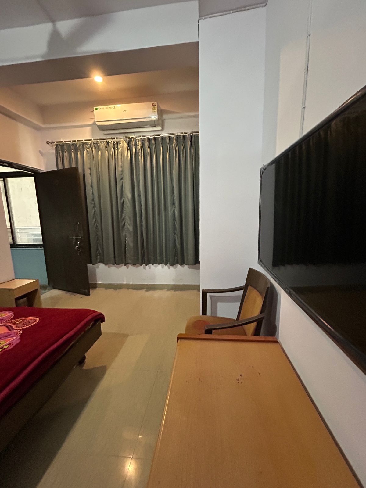Hotel Moomal Residency - Tap to explore photos