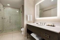Embassy Suites by Hilton San Antonio Brooks Hotel & Spa
