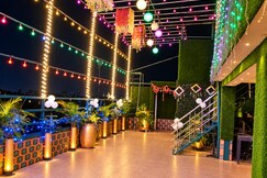 Address of Hotel Comfort and Terrace Lounge