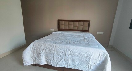 Hotel O MH 40 Room Type - Classic
