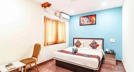 FabHotel Vaishnavi Grand - Near Secunderabad Railway Station Room Type - Deluxe Room FabHotel Vaishnavi Grand - Near Secunderabad Railway Station Room Type - Deluxe Room