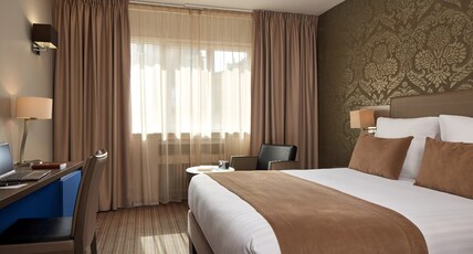 Timhotel Opera Blanche Fontaine Room Type - Comfort Double Room