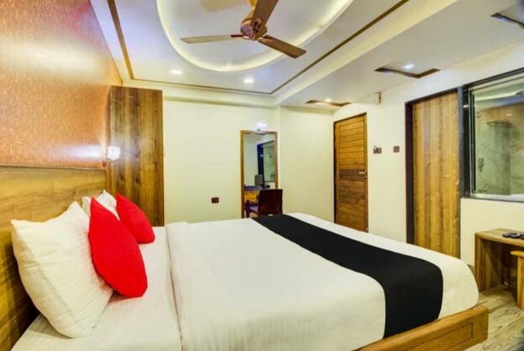 Hotel Matoshree Executive. - Tap to explore photos