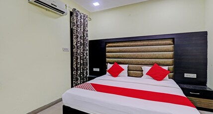 Hotel Elegant Classic Room Type - Classic