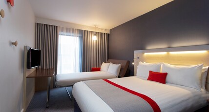 Holiday Inn Express Cheltenham Room Type - 1 Double Standard with Free Hot Breakfast Holiday Inn Express Cheltenham Room Type - 1 Double Standard with Free Hot Breakfast