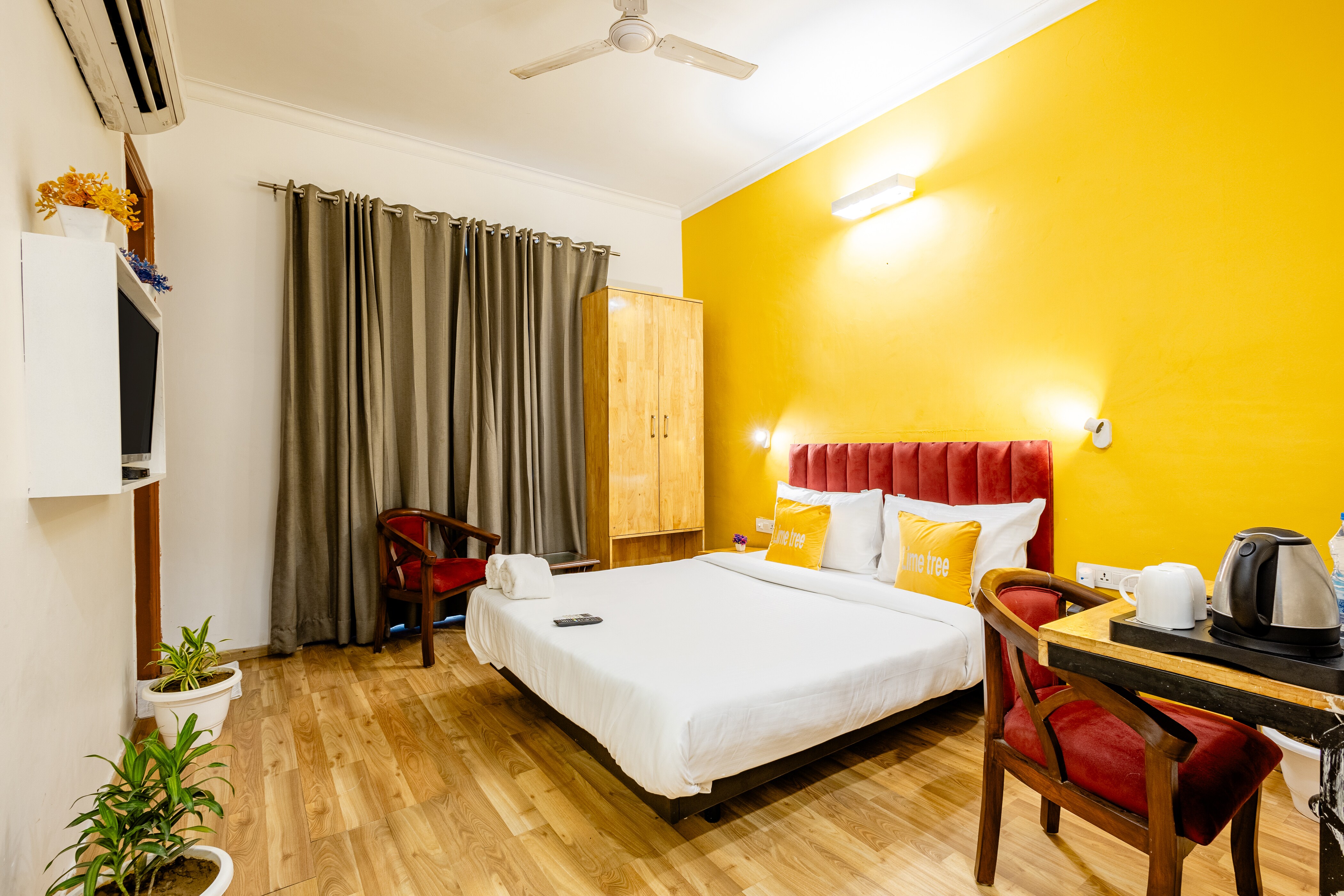 Lime Tree Premier Medanta - Tap to explore photos