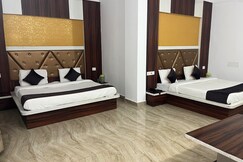 Hotel Lords Paradise