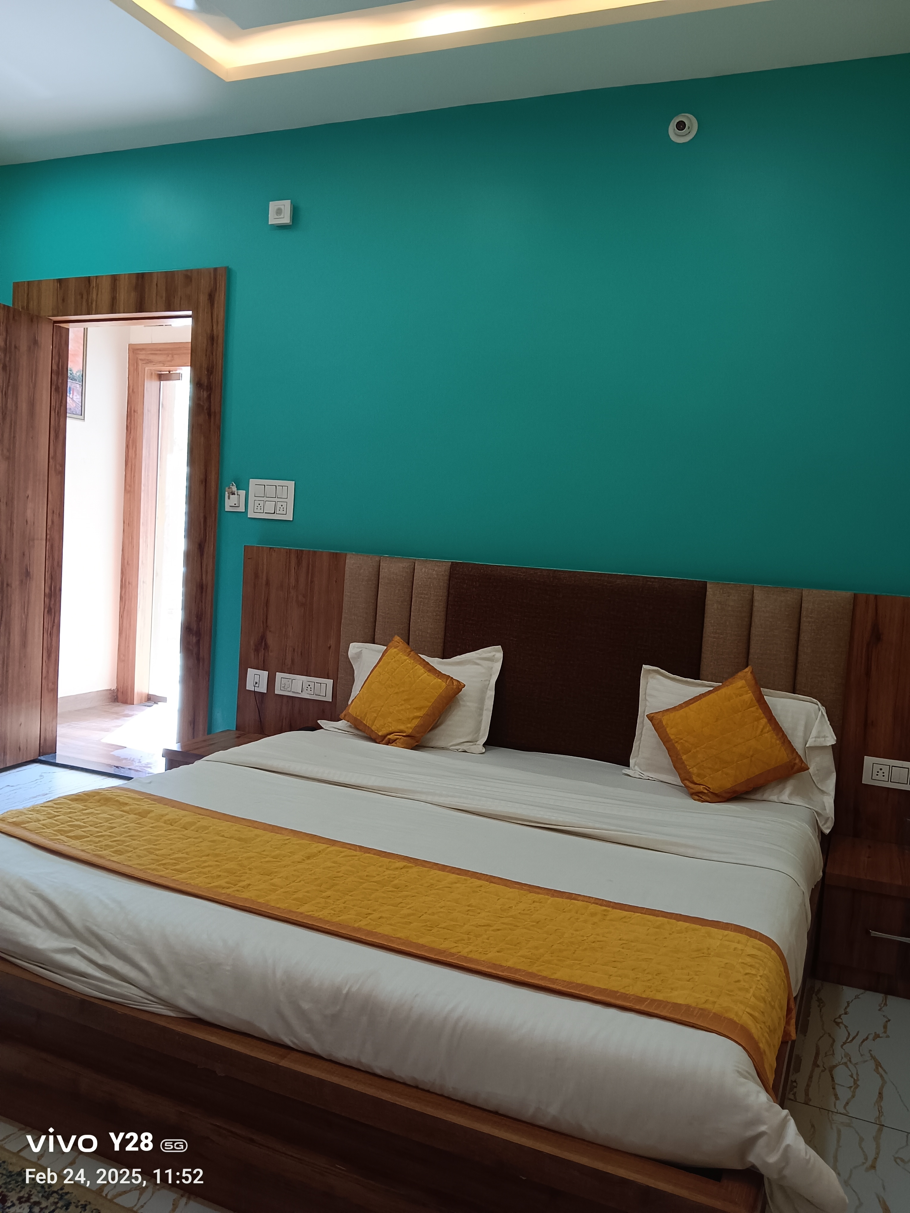 Hotel Sai Kripa Maheshwar - Tap to explore photos