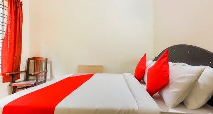 Bright Moon Residency Room Type - deluxe ac