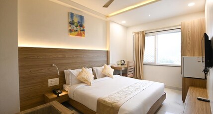 The RRA Kabras.com Hotel Nathdwara  (5 Min walk to Temple) Room Type - Deluxe Room