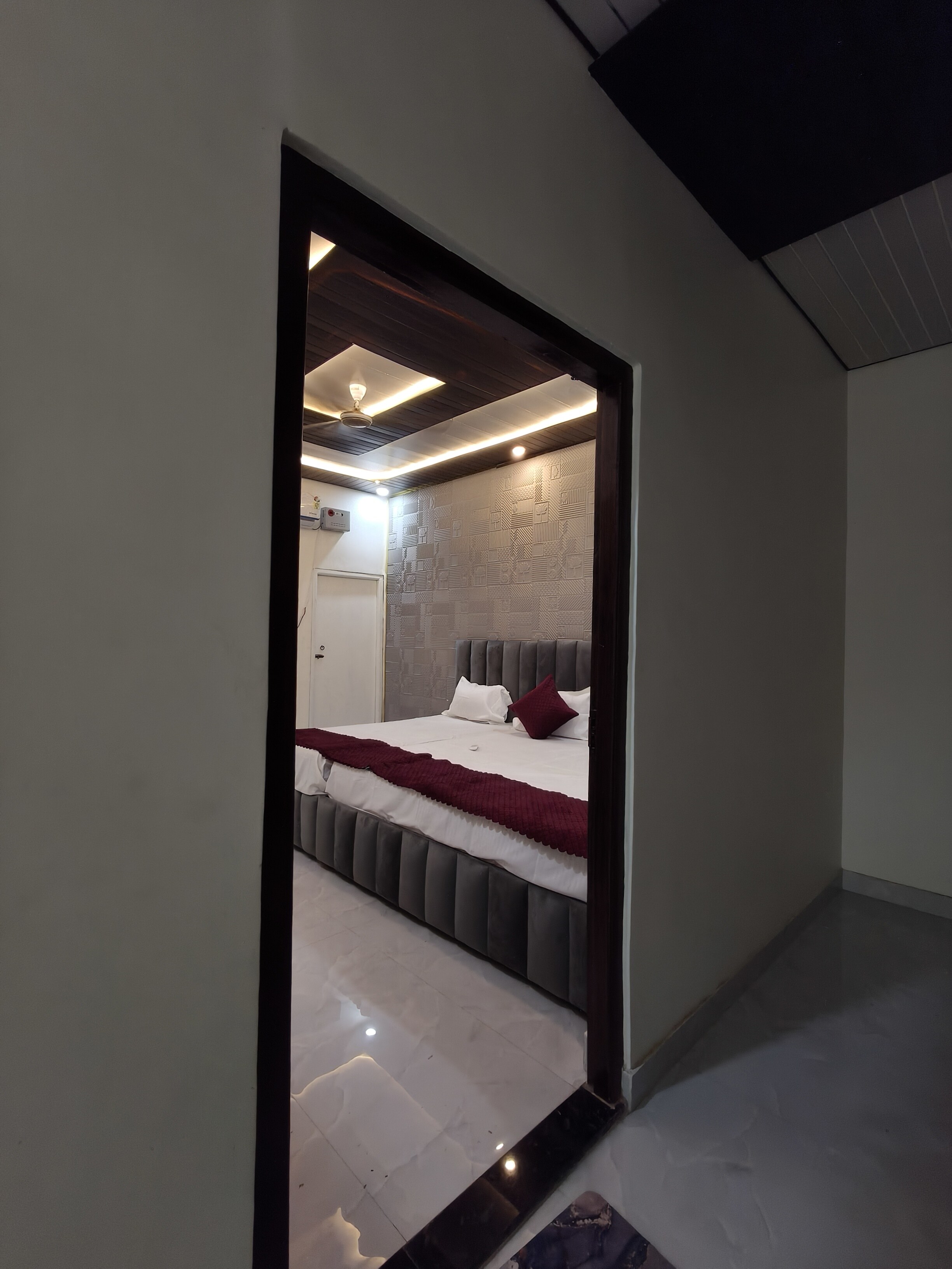 Sheetla Empire - Tap to explore photos