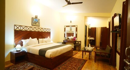 Maharaja Kothi Room Type - Royal AC Cottage