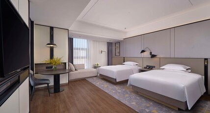 DoubleTree by Hilton Anshan Room Type - TWIN EXECUTIVE DELUXE ROOM
