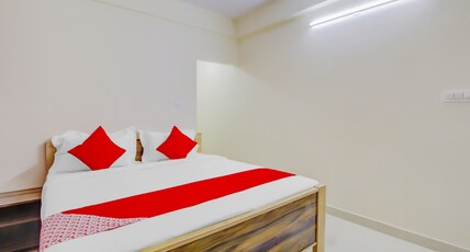 Hotel O Nelli Suites Room Type - Classic