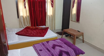 Rishu Palace Lodge Room Type - Tripple Bed Non AC