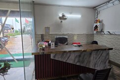 HOTEL KUHU INN