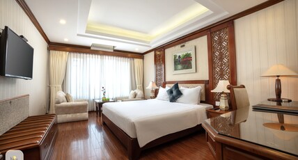 Thien Thai Hotel and Spa Room Type - Deluxe Double Or Twin City View Thien Thai Hotel and Spa Room Type - Deluxe Double Or Twin City View