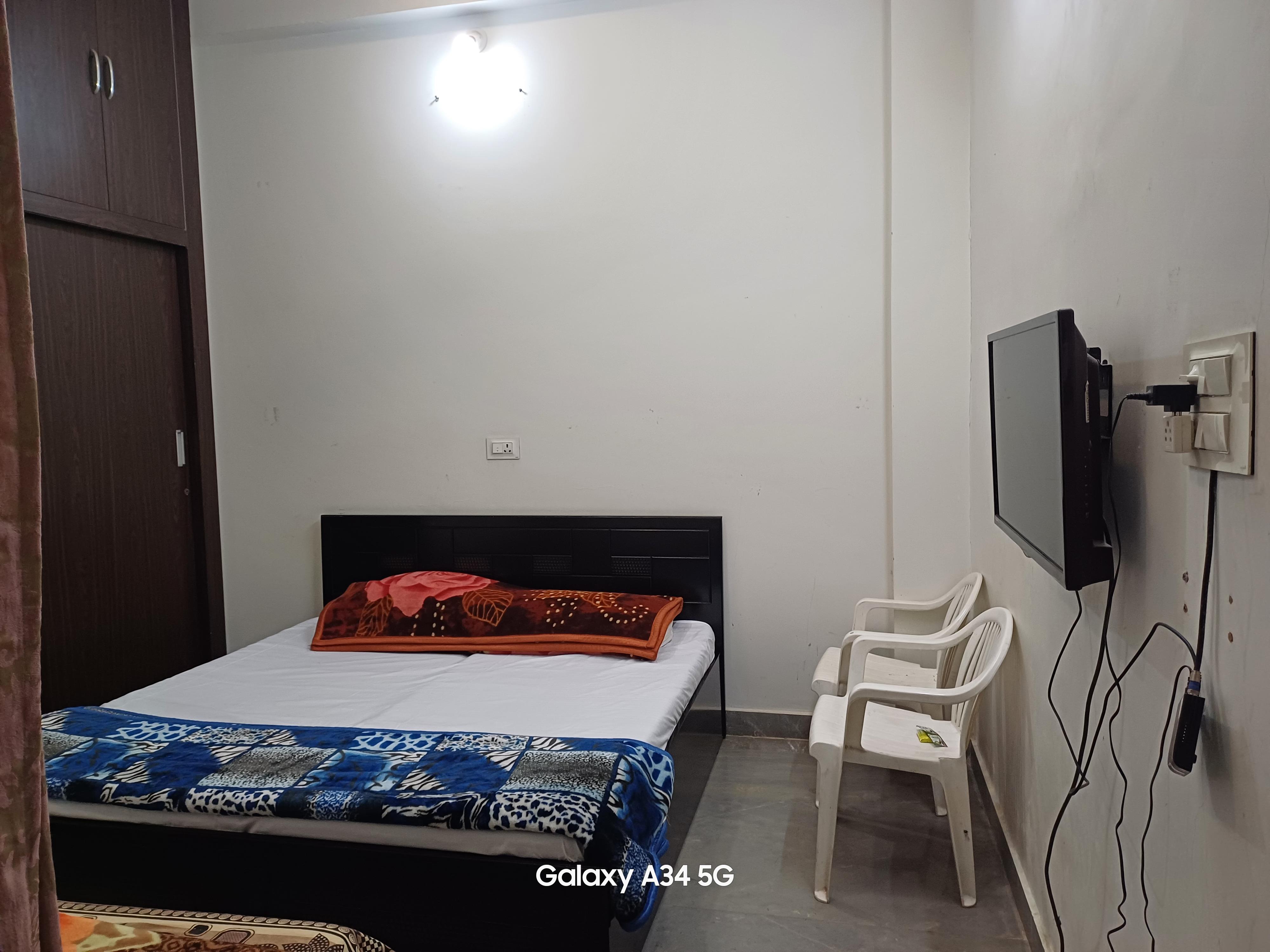 Chittorgarh Inn - Tap to explore photos