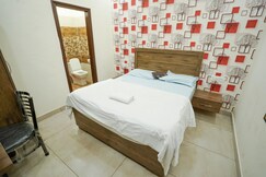 Hotel 8 Inn Zirakpur