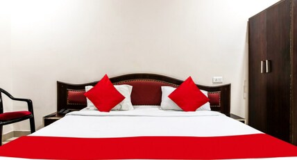 Landmark Hotel Dudhwa Room Type - Business Class AC