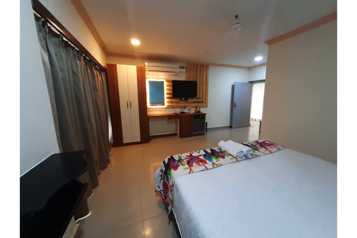 CORAL BEACH HOTEL CANDOLIM - Tap to explore photos