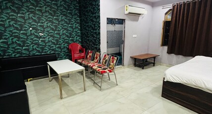 Crown plaza Room Type - City View Suite with King Bed