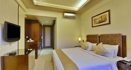 Pramod Convention & Club Resort Room Type - Queens Court Room