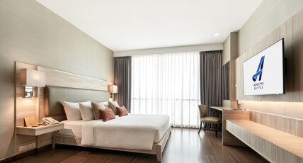 Adelphi Suites Bangkok Room Type - Studio King