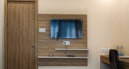 Hotel Vaikunth Room Type - Standard Double Room