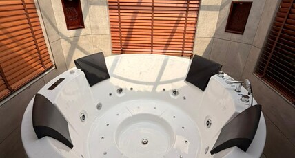 Miraaya Sundara | Island Villa Room Type - Honeymoon Jacuzzi Room