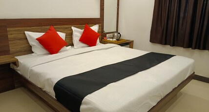 SPIRIT RESIDENCY Room Type - Deluxe Room