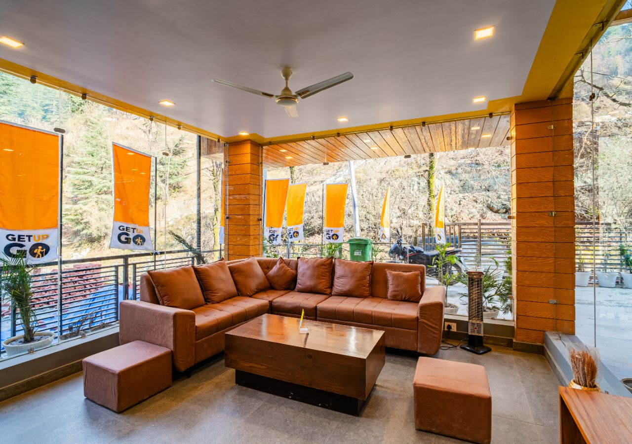The Hosteller Jibhi - Tap to explore photos