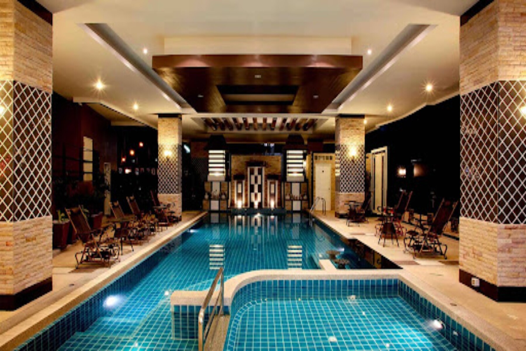 KTK Pattaya Hotel and Residence - Tap to explore photos