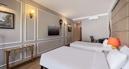 A25 Premium Hotel - 23 Quan Thanh Room Type - Deluxe Twin Room