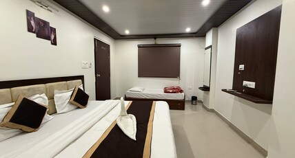 Hotel BK International Room Type - Triple Bed Non AC Room