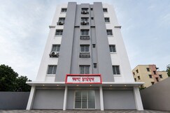 FabHotel Swara Heights