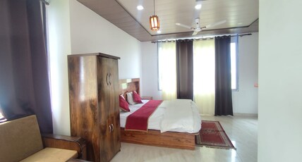 Green Dandi Homestay Room Type - Executive Premium