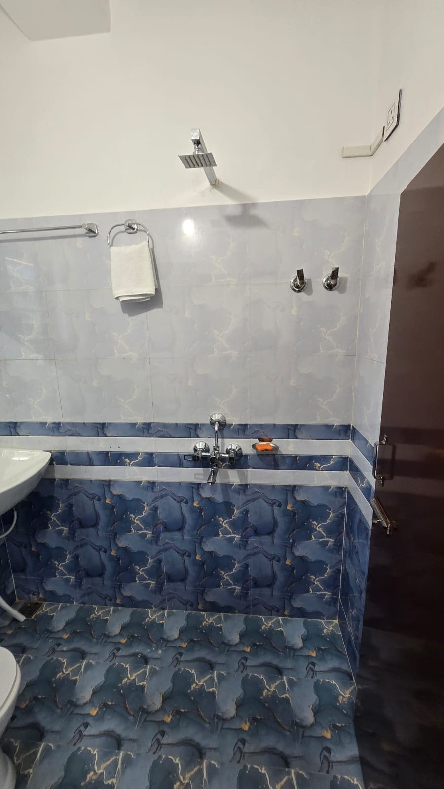 Donyi Polo Hotel - Tap to explore photos