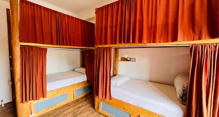 Woosah Hostel Leh | Terrace Cafe & Wifi Room Type - 6 Bed Female Dormitory