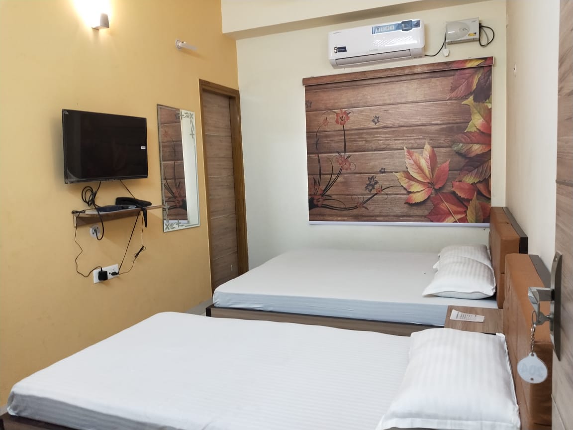KEDAR GANGA GUEST HOUSE - Tap to explore photos