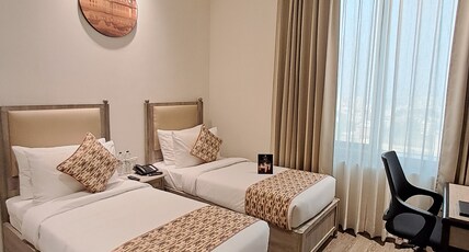 Rhythm Gurugram, Hotel & Suites, Sohna Road Room Type - Deluxe Suite Twin Bed