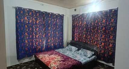 Royal Guest House Room Type - Double Room with washroom 